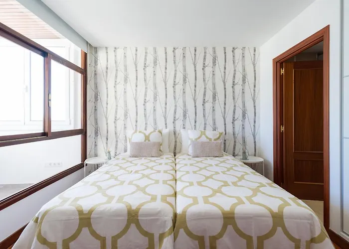 Bright Townhouse - Views - 5 Min Walk To The Beach