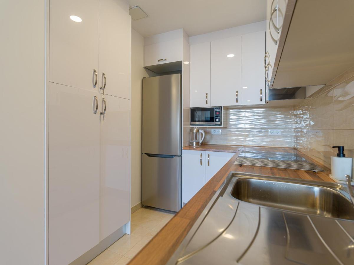 Bright Townhouse - Views - 5 Min Walk To The Apartment
